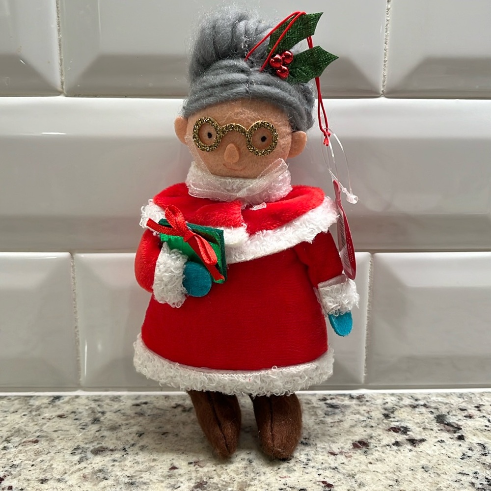 Mrs. Clause Tree Ornament NWT